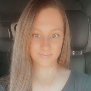 Meet Your Poshmark seller!